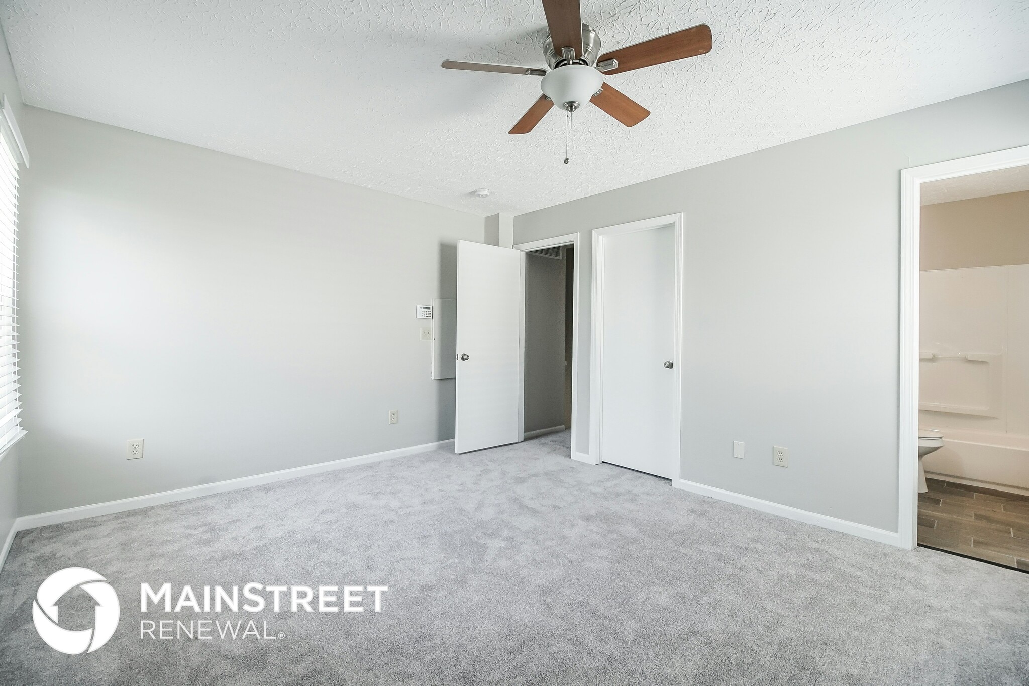 Building Photo - 2284 Brookbank Dr