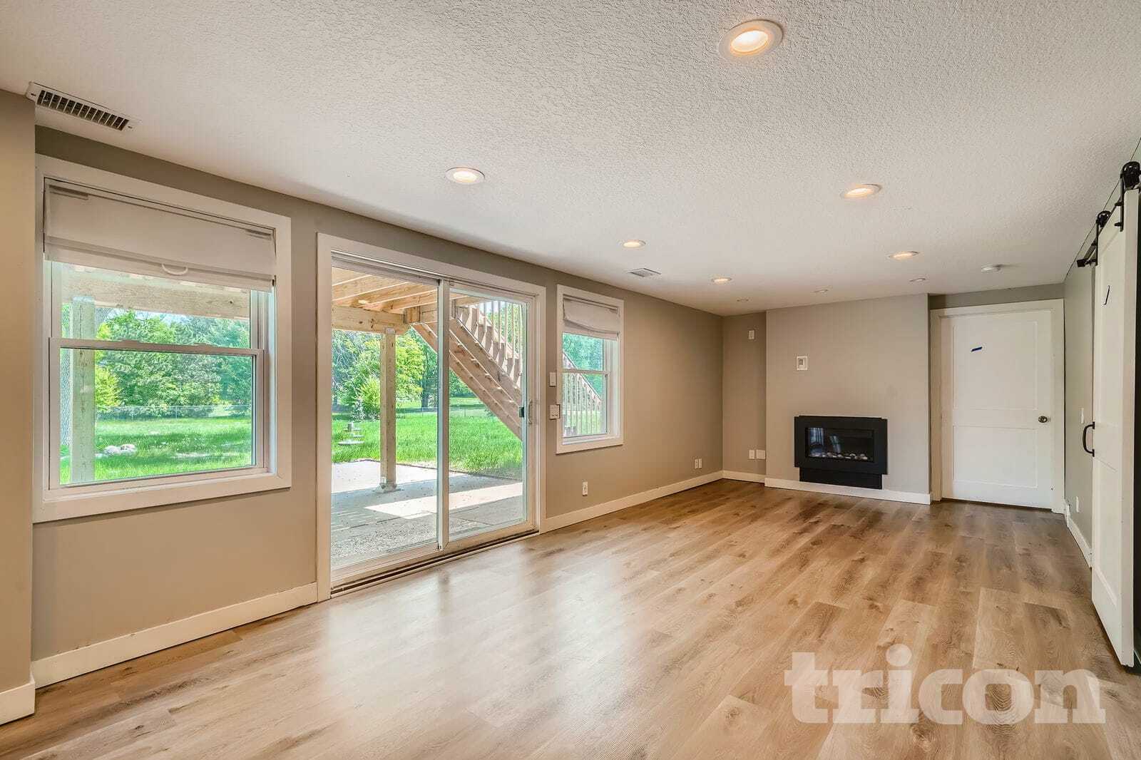 Building Photo - 15931 Vintage St NW