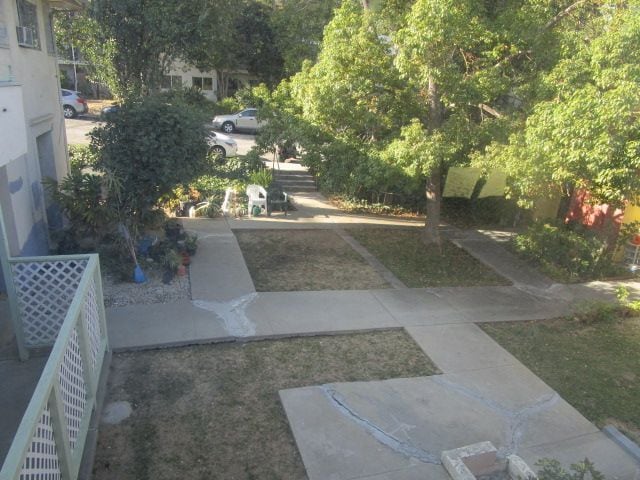 Building Photo - 890 W El Repetto Dr