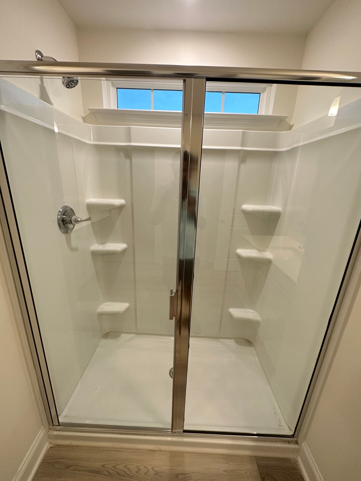 Building Photo - 38 Nailsworth St