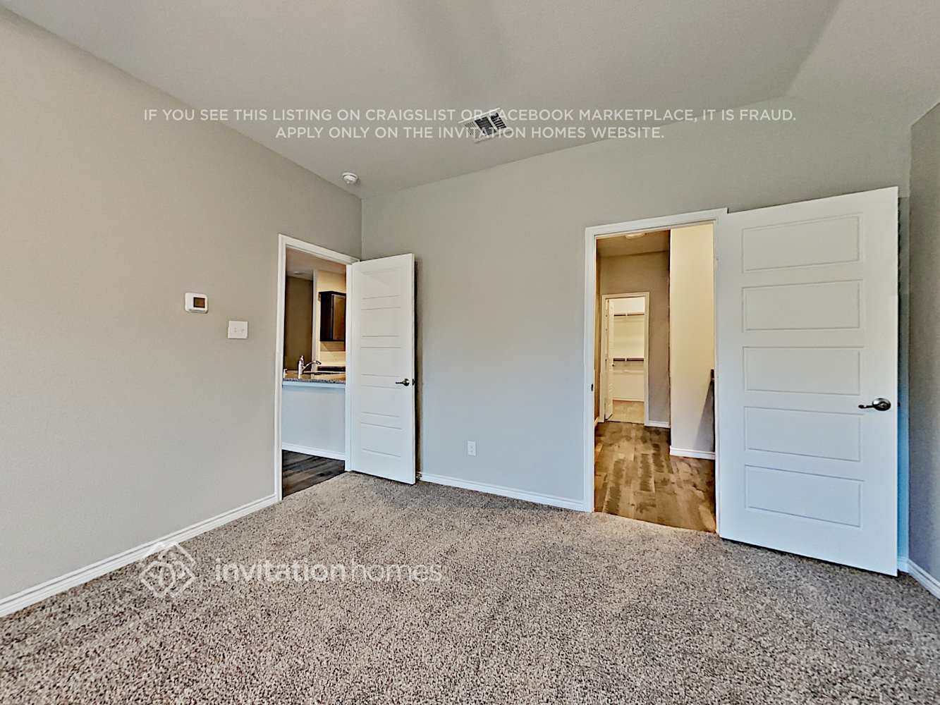 Building Photo - 717 Jamestown Ln