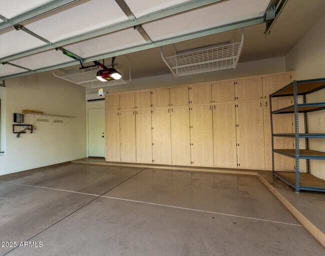 Building Photo - 11627 E Bella Vista Dr