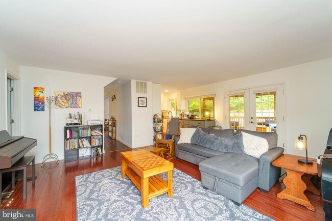 Building Photo - 6224 Capella Ave