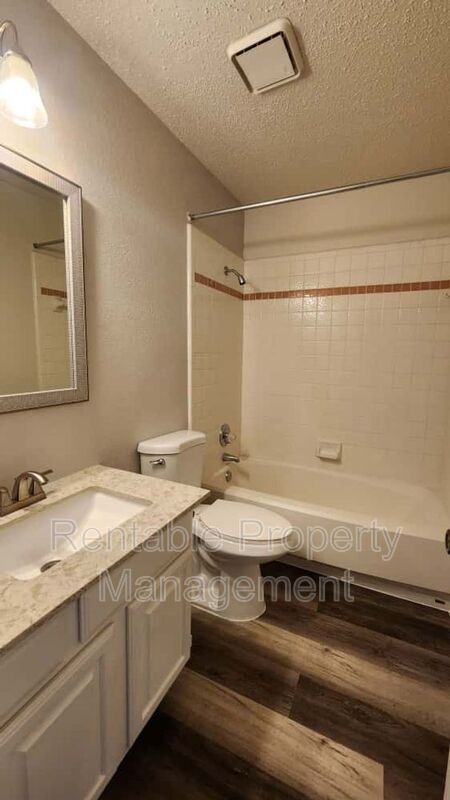 Building Photo - 6717 Copperwood Ct