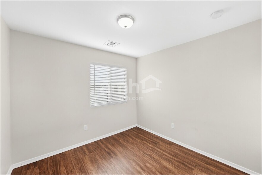 Building Photo - 18445 S Avenida Arroyo Seco