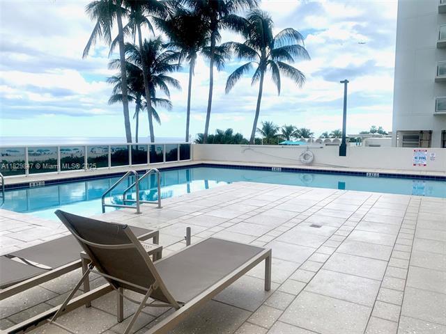 Building Photo - 5757 Collins Ave