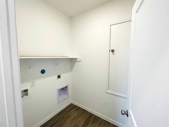 Building Photo - 22627 Bolanzo Ln