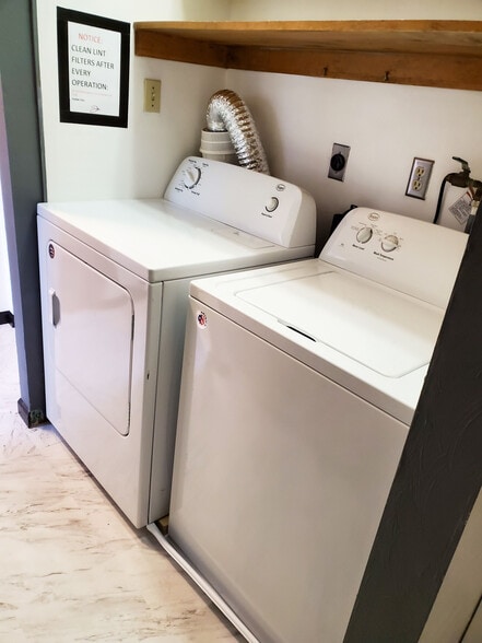 ALL NEW ROPER HIGH END WASHER AND DRYER - 27 Richmond St