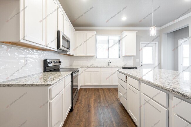 Building Photo - 624 Ripplewood Dr