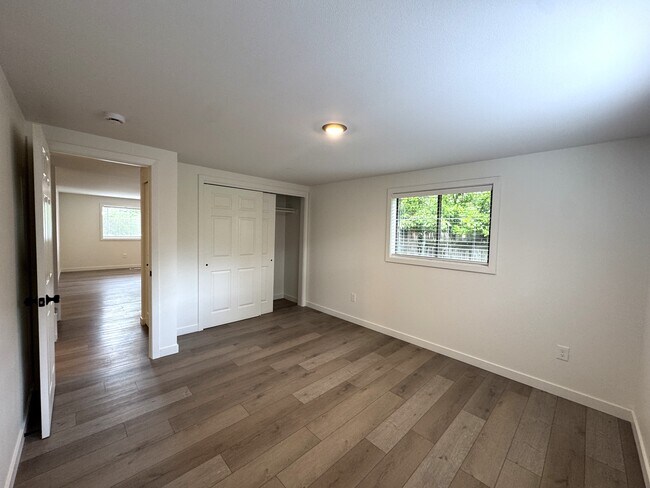 Building Photo - 8950 SW 69th Ave