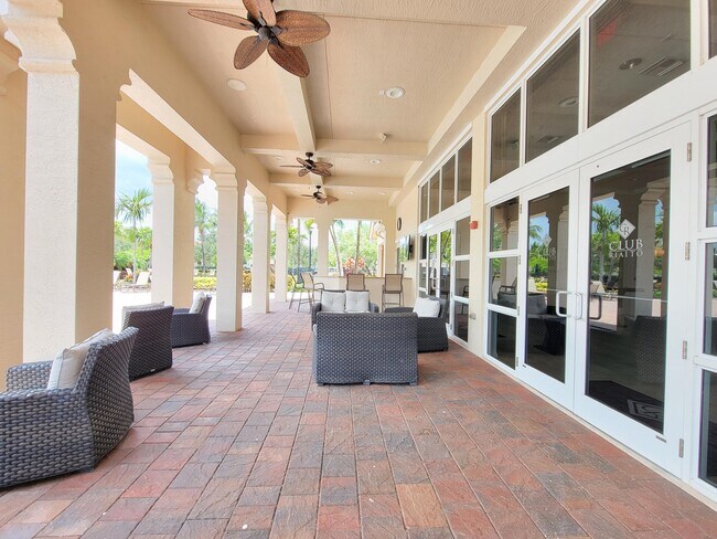 Building Photo - 183 Rudder Cay Way