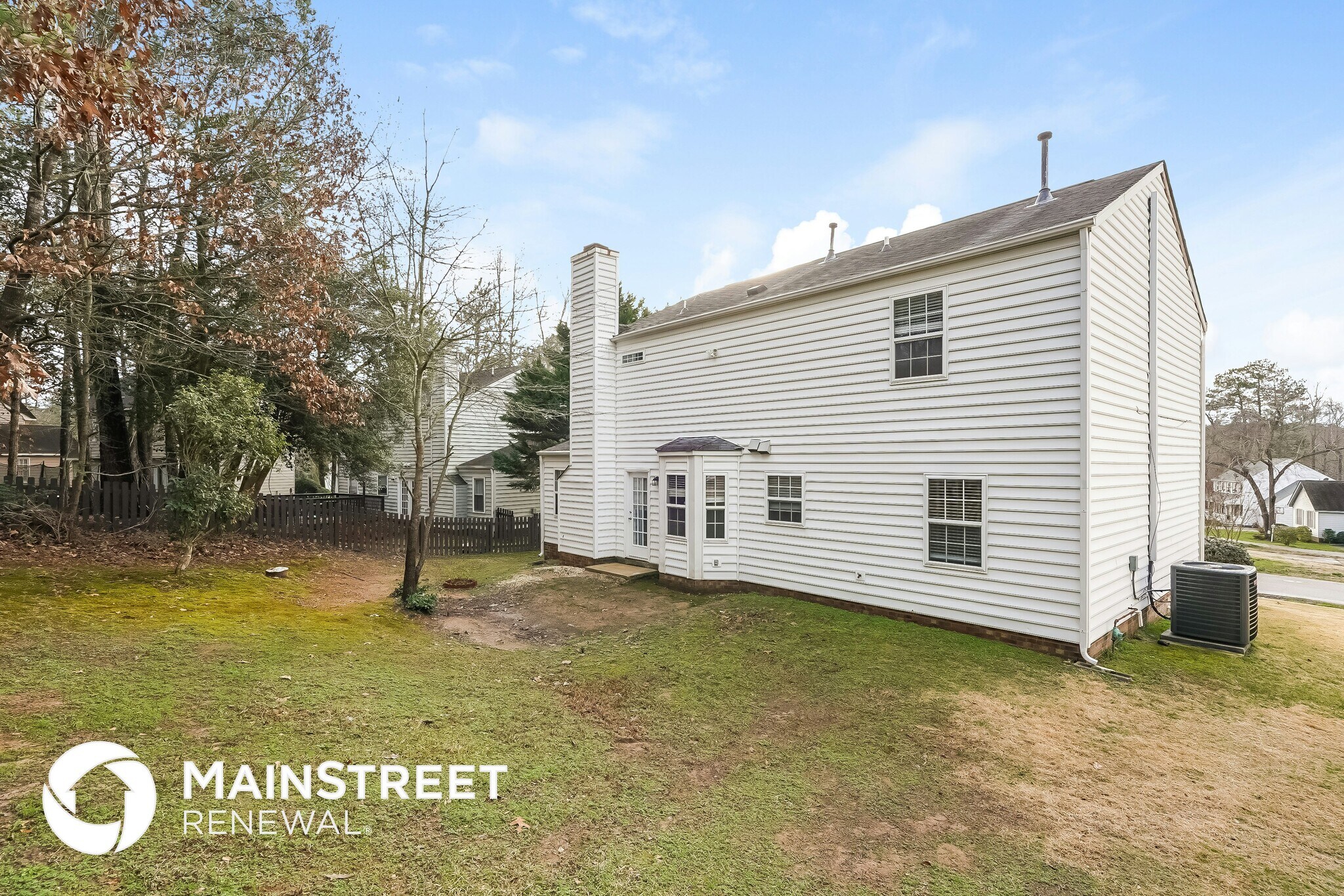 Building Photo - 1132 Penselwood Dr