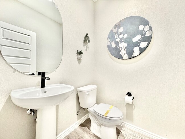 Building Photo - 8725 Scotty's Lk Ln