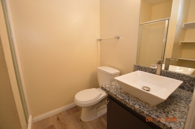 Building Photo - 5265 Child Ct