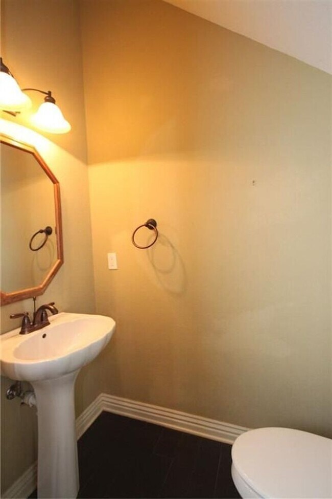 Building Photo - Available June 1st! 3-Bedroom, 2.5-Bathroom Home in Rupple Row