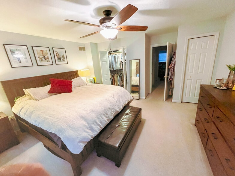 Building Photo - 1718 Merriman Ct