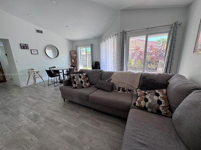 Building Photo - 5593 NW 102nd Pl