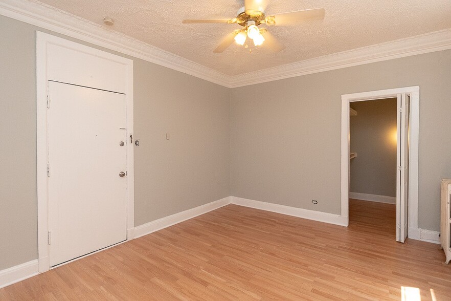 Building Photo - 3836 N Fremont St