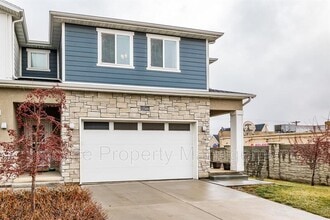 Building Photo - 12509 S Shadow Bnd Ln