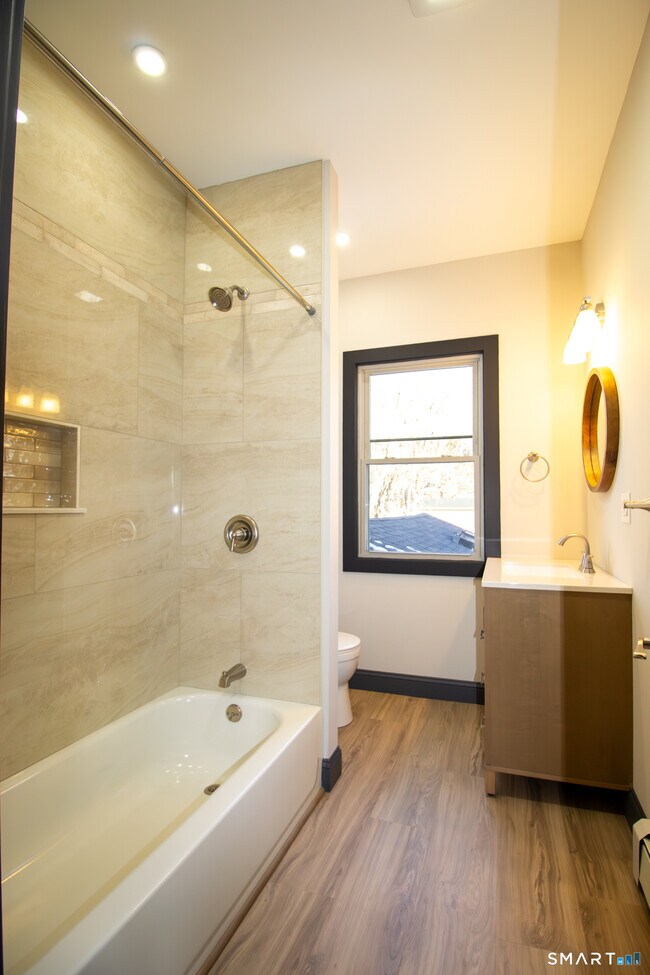 Building Photo - 133 North St