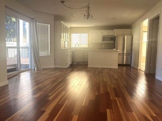 Building Photo - Spacious 4 bedroom Meridian Campus home wi...