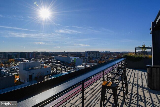 Building Photo - 1625 Eckington Pl NE