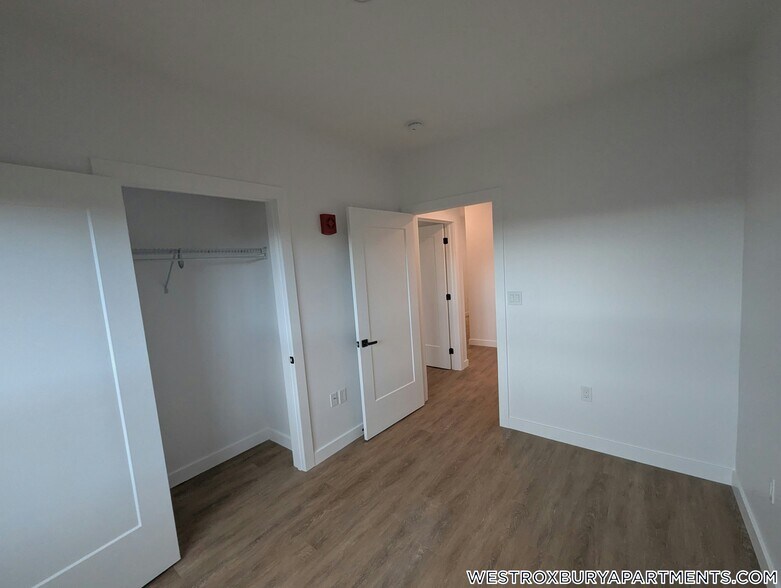 Building Photo - 199 Gardner St