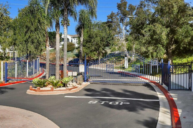 Building Photo - 2395 Rancho Del Oro Rd