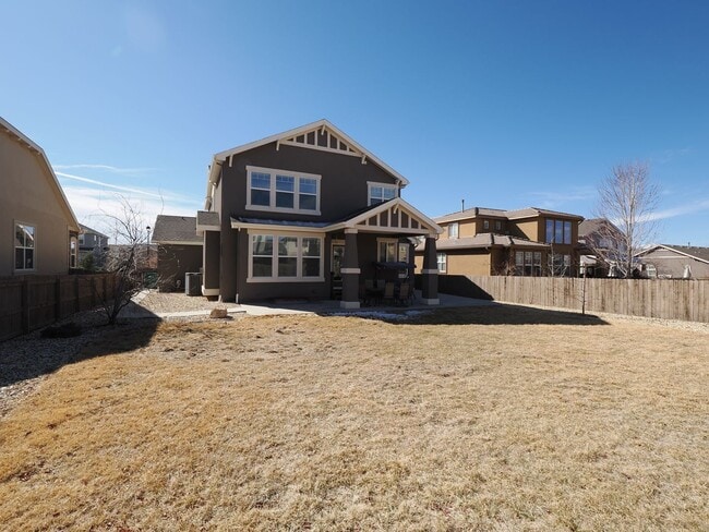 Building Photo - 5 Bedroom Home with AC in Cordera!