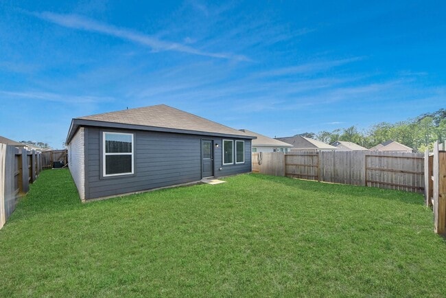 Building Photo - 248 Hazy Pnes Ln