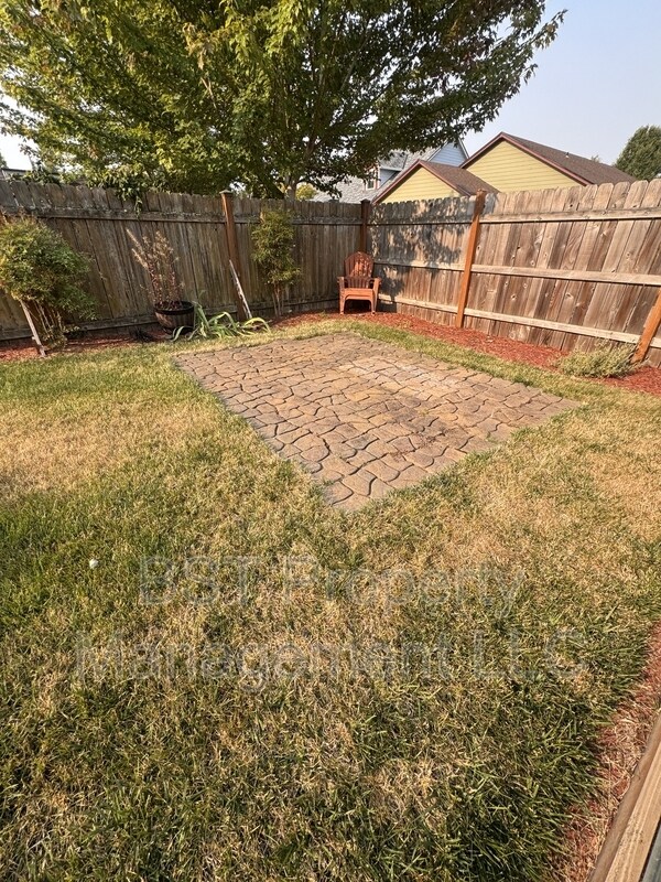Building Photo - 1604 Webb Lake Dr