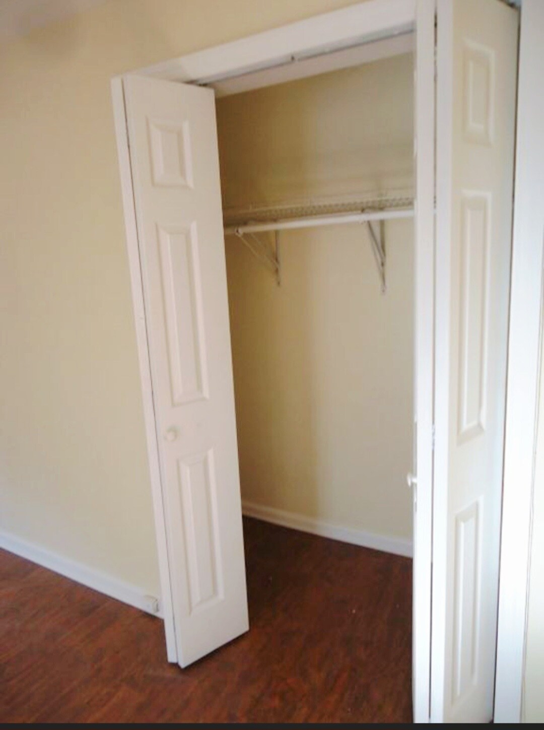 Building Photo - 6 Intervale Ave