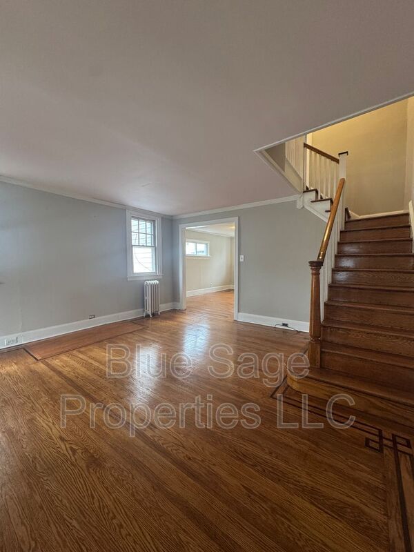 Building Photo - 124 N Pennock Ave