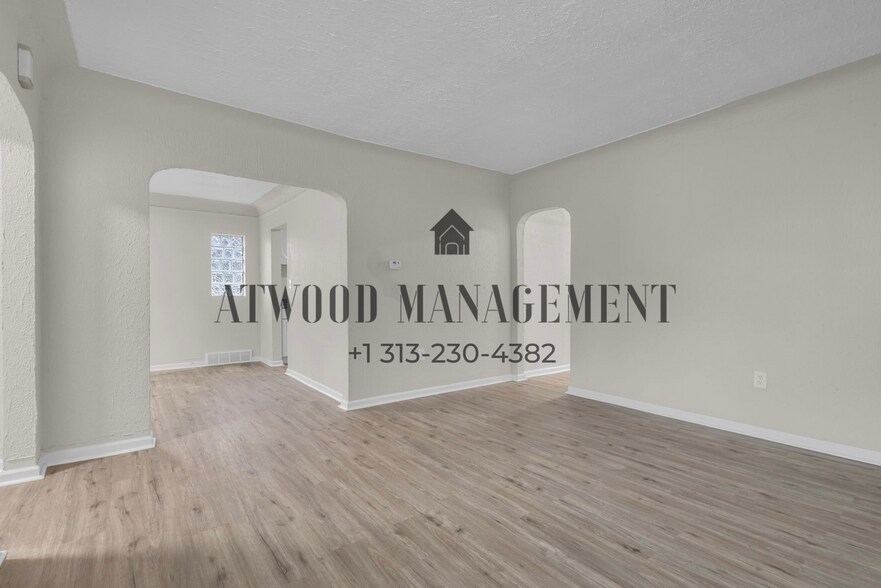 Building Photo - This beautifully updated 3-bedroom, 1-bath single-family home is ready for move-in!