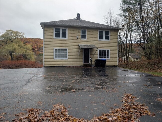 Building Photo - 327 Lower Stella Ireland Rd