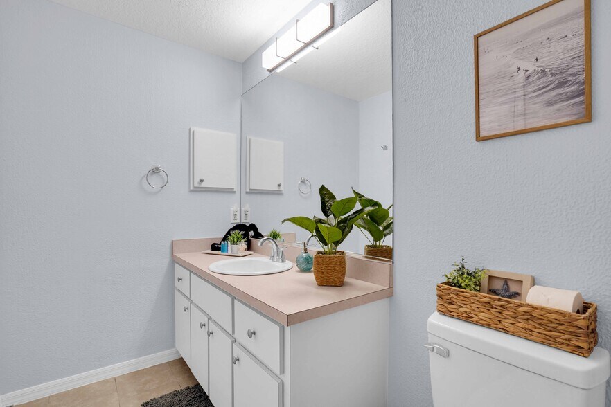 Building Photo - 8615 44th Avenue Dr W