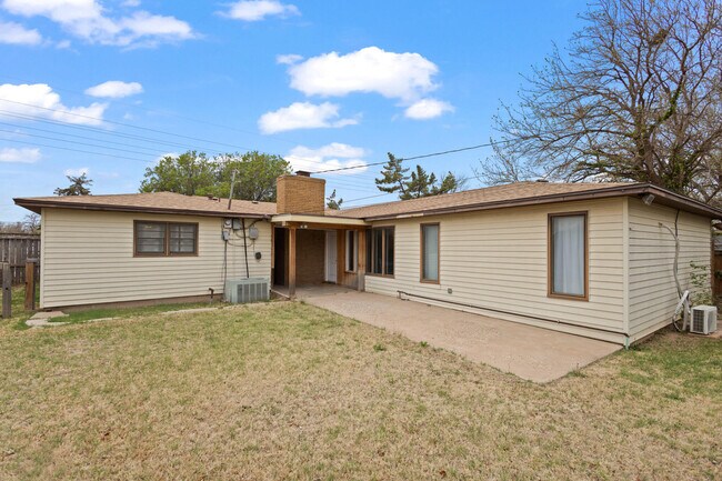 Building Photo - 4302 42nd St