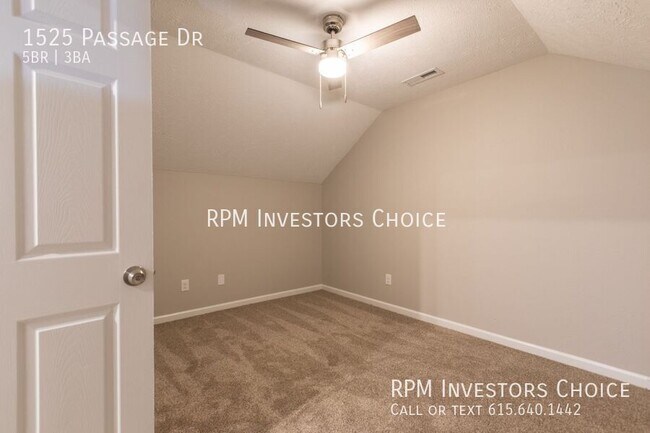 Building Photo - 1525 Passage Dr