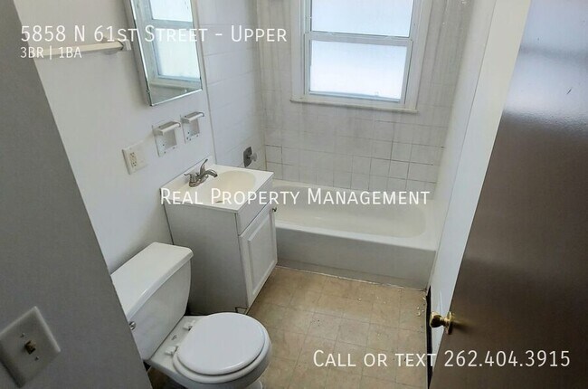 Building Photo - 5858 N 61st St