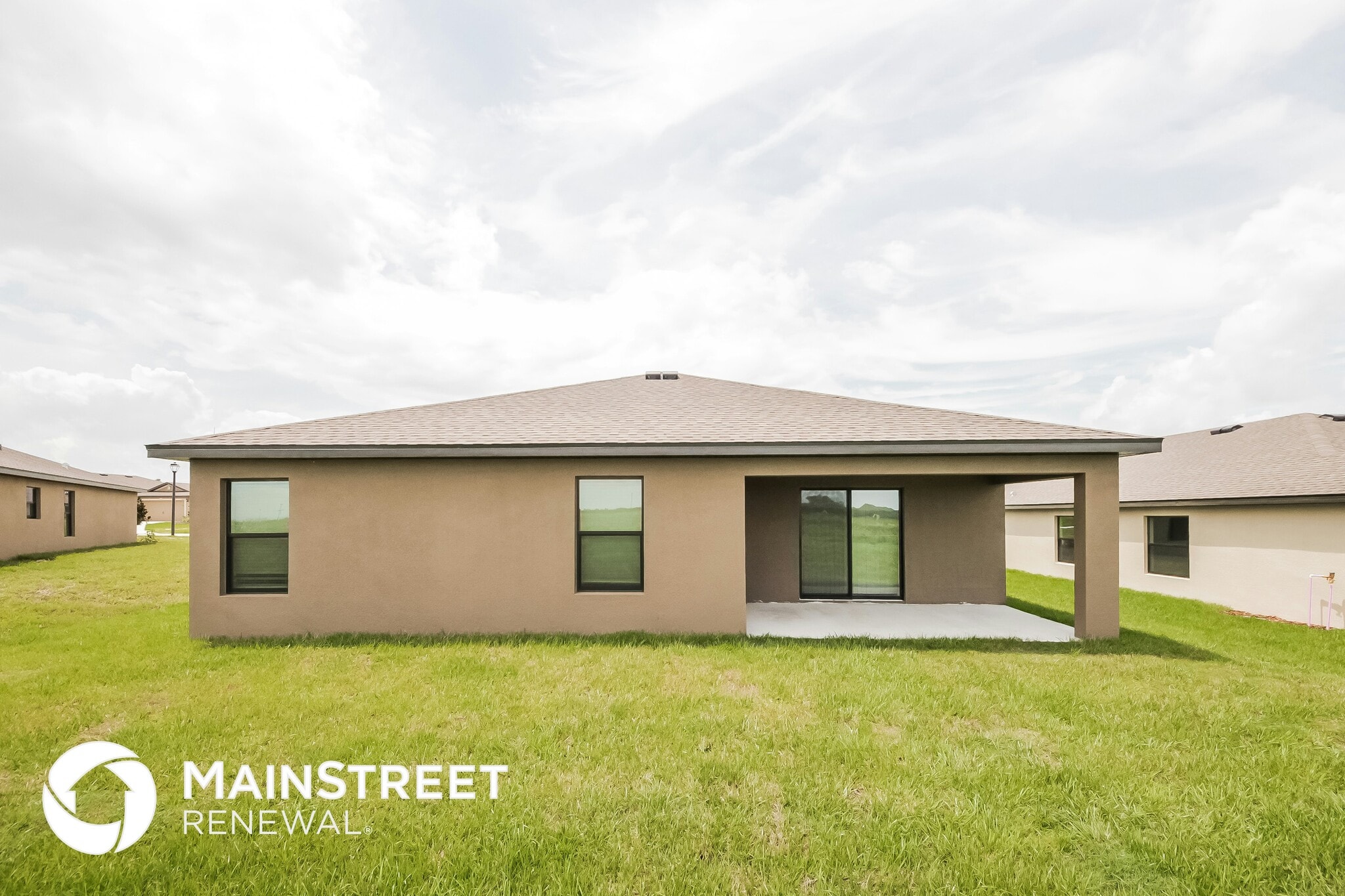 Building Photo - 1452 Swan Lake Cir