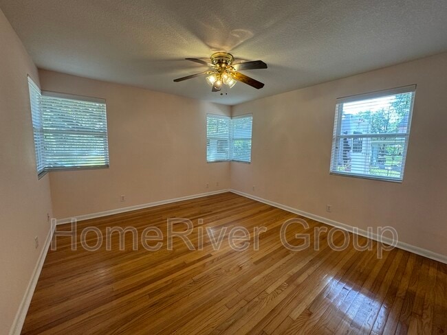Building Photo - 2204 Tegner Dr