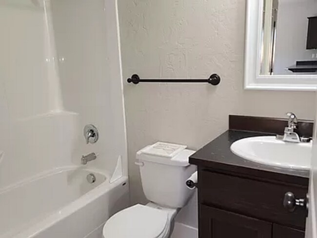 Building Photo - Beautiful 3 bed 3 bath home available in Cheney WA!