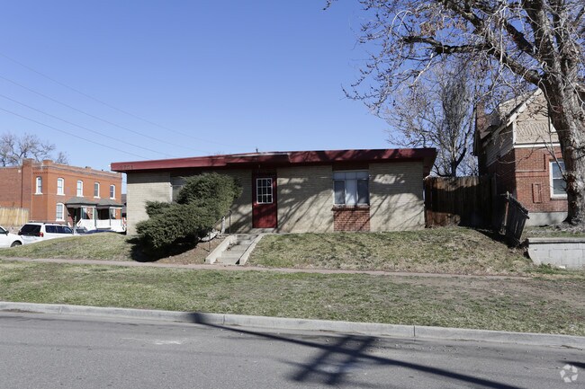 Building Photo - 2751 W 28th Ave