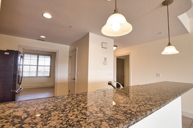 Building Photo - Annual Unfurnished 2 Bedroom 2 Bathroom with a Flex Room in The Waterfront on Venice Island!