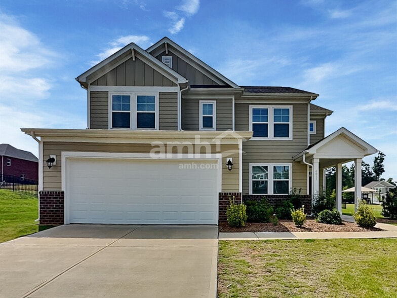 Primary Photo - 4911 Trayton Ave