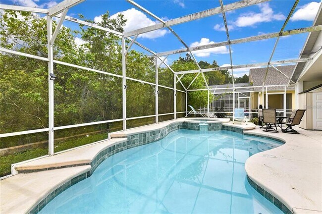 Building Photo - 436 Lake Shore Pkwy