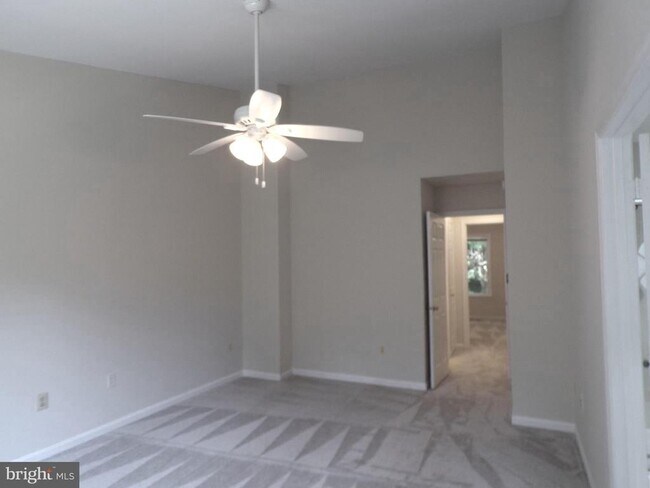 Building Photo - 8305 Ridge Crossing Ln