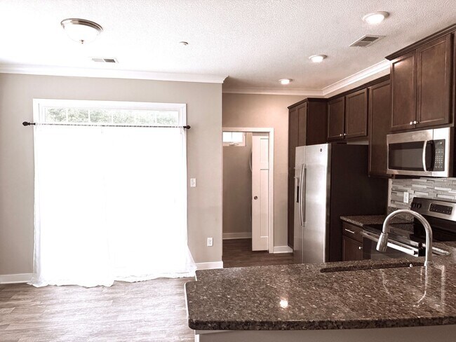 Building Photo - 1303 Tides Edge Ct