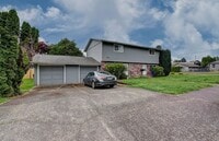 Building Photo - Heigh 710-712
