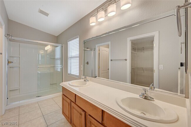 Building Photo - 9140 Forest Willow Ave